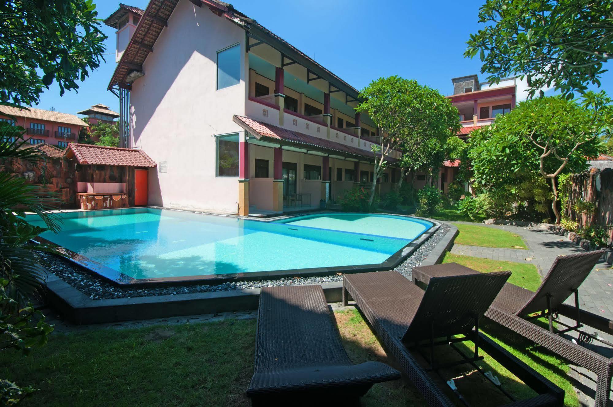 Pesona Beach Inn Kuta Lombok Dış mekan fotoğraf