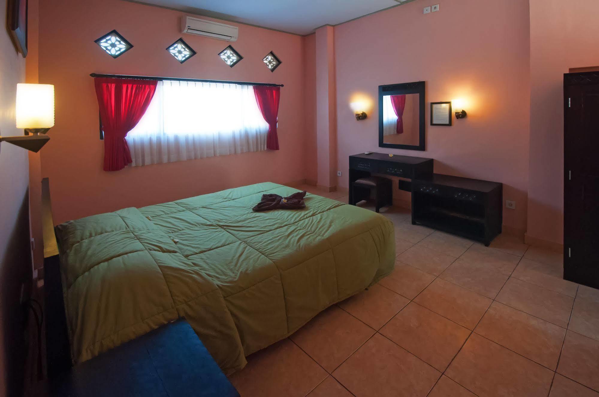 Pesona Beach Inn Kuta Lombok Dış mekan fotoğraf